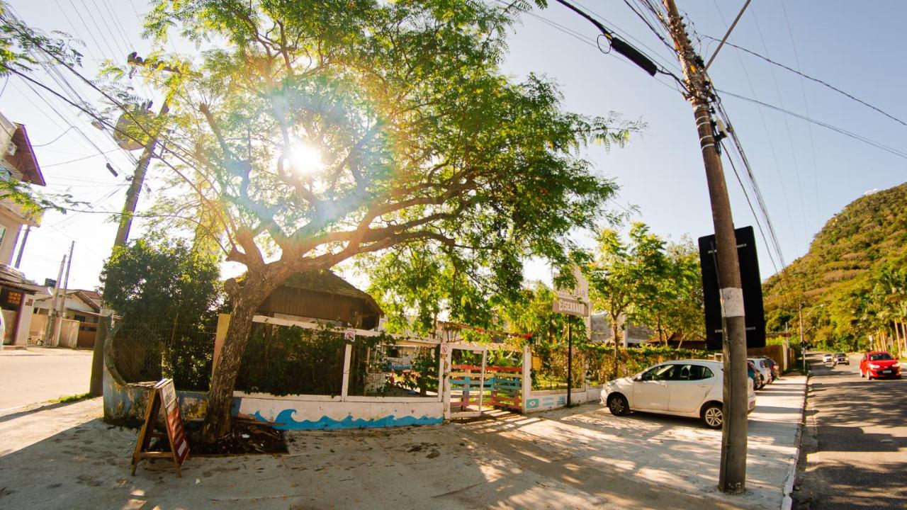 Hostel Barra Bar Balneário Camboriú Exteriör bild