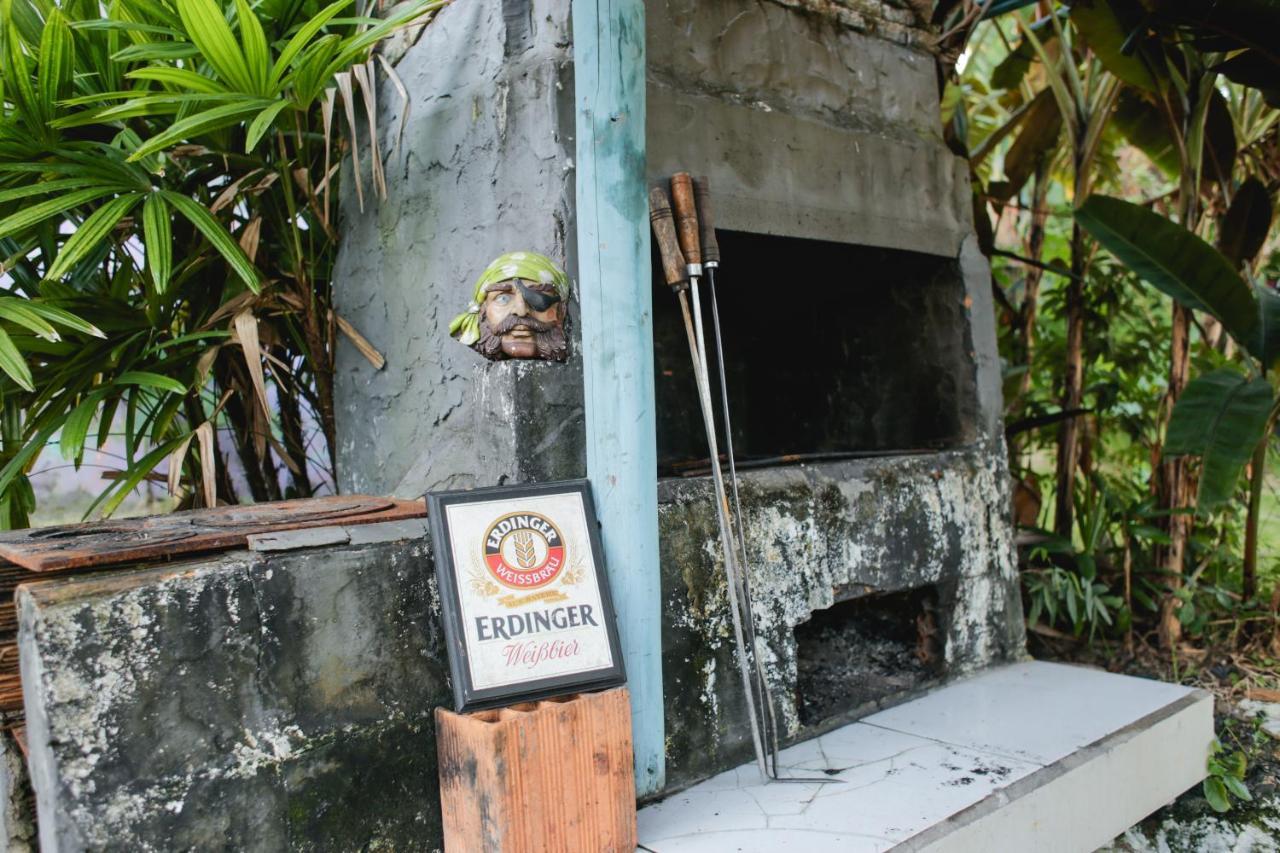 Hostel Barra Bar Balneário Camboriú Exteriör bild